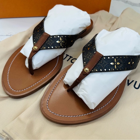 Women’s 41, Louis Vuitton Sunny Flat Thong Sandal NITB - Picture 3 of 6